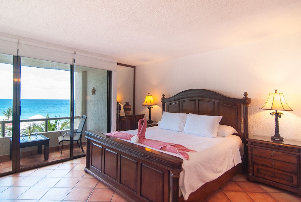 Solymar Condo by Casago