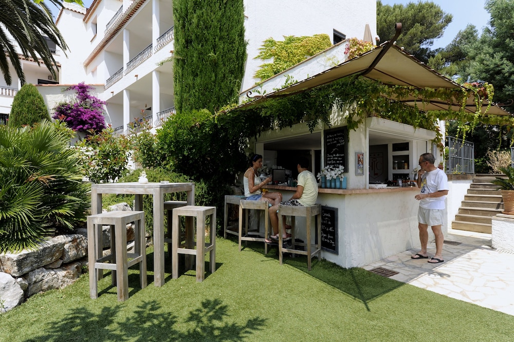Frejus Vacations - Van der Valk Hotel Le Catalogne - Property Image 4