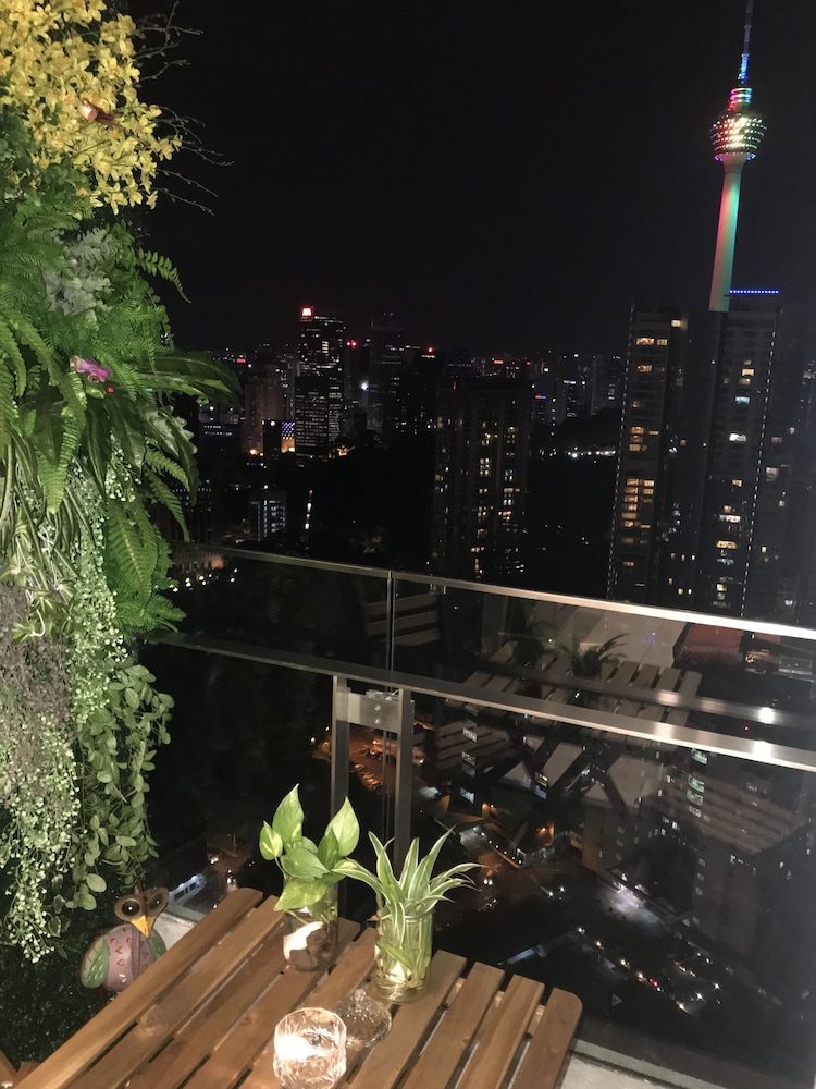 Magical View Homestay at The Robertson