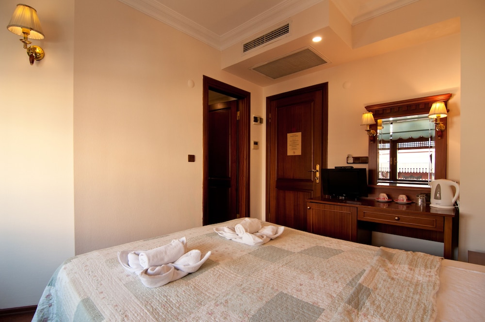 Emine Sultan Otel - Image 52