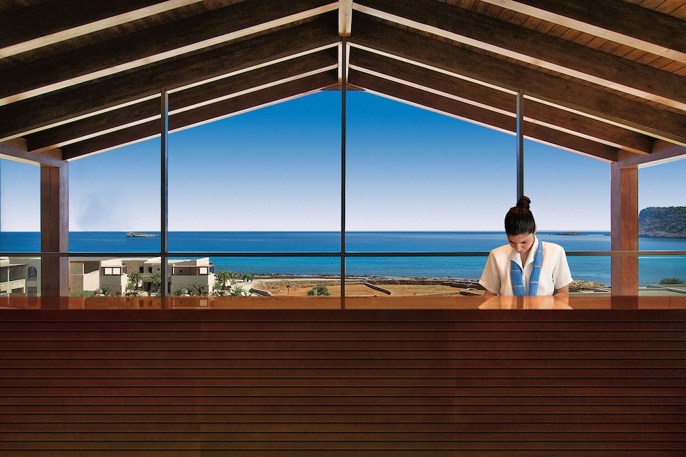 Aquagrand Artistic Luxury Beach Resort - Adults Only 3