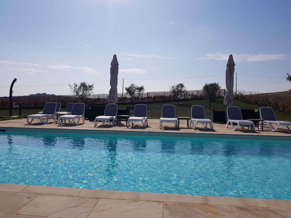 Bright Apartment in a Farmhouse With Swimming Pool, photo 10