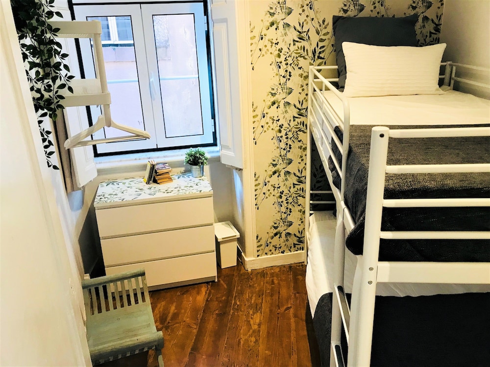 Charming Flat with Great Terrace, Best Location view 2