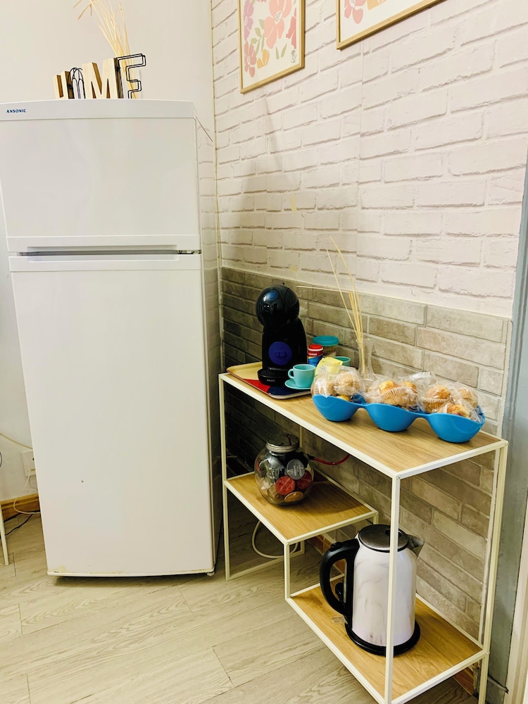 Basic Interior Apartment Sagrada Familia