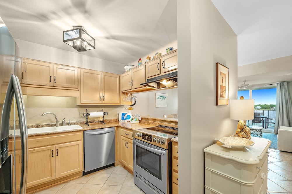 Compass Point 508