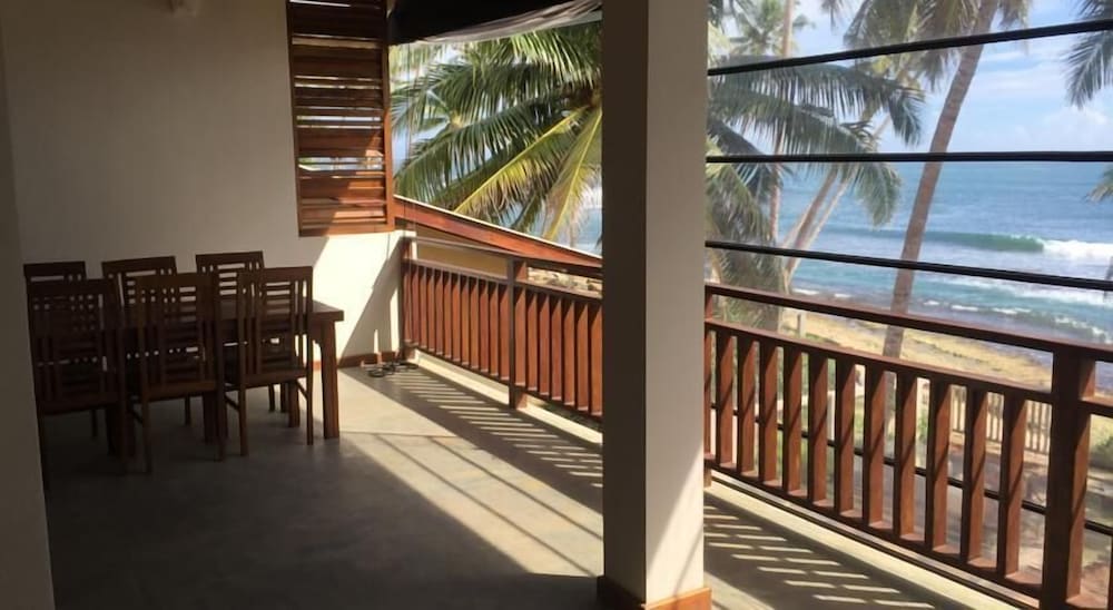 Chillax Villas