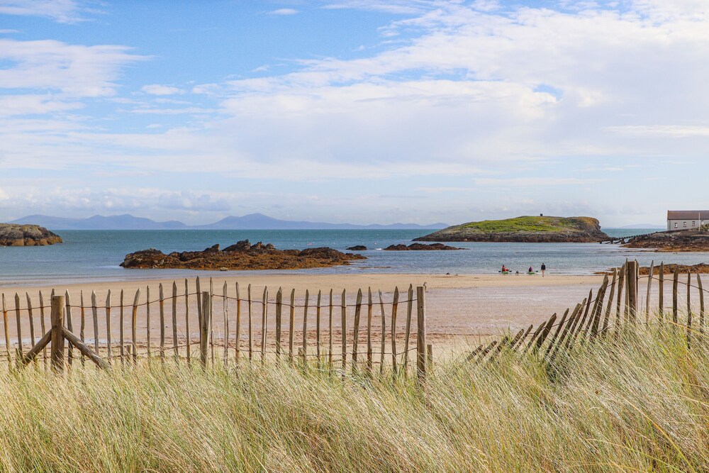 Plas Coch Rhoscolyn
