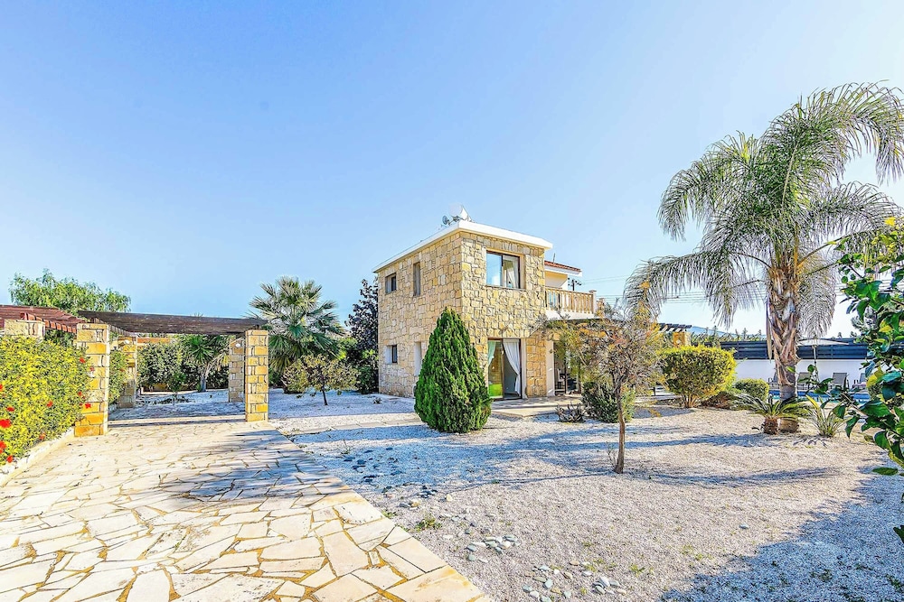 Villa Eliza