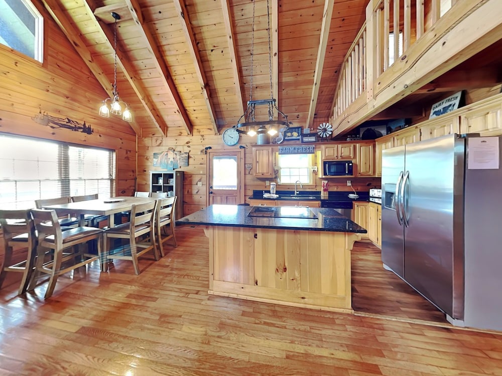 Mulbeary Mountain Cabin