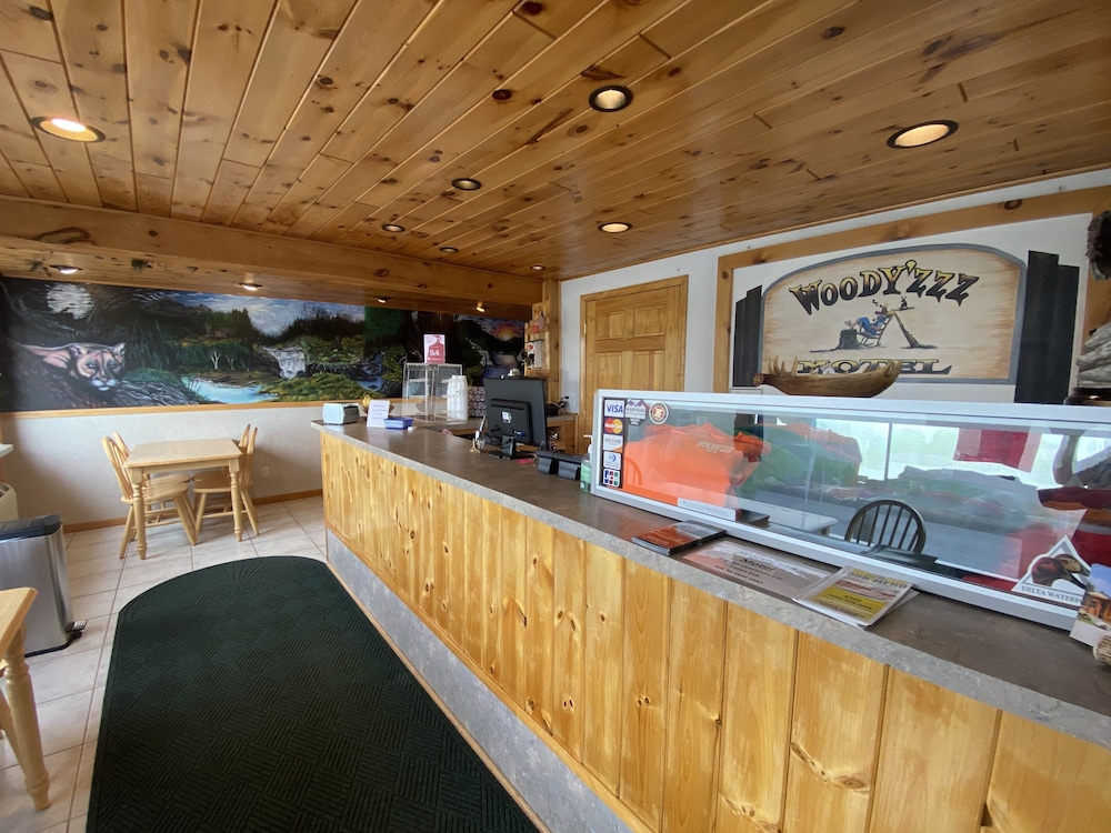 Woodyzzz Motel