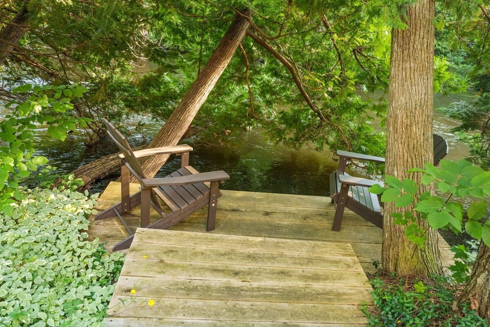 Firefly Lodge Boardman River Hot Tub Woodstove