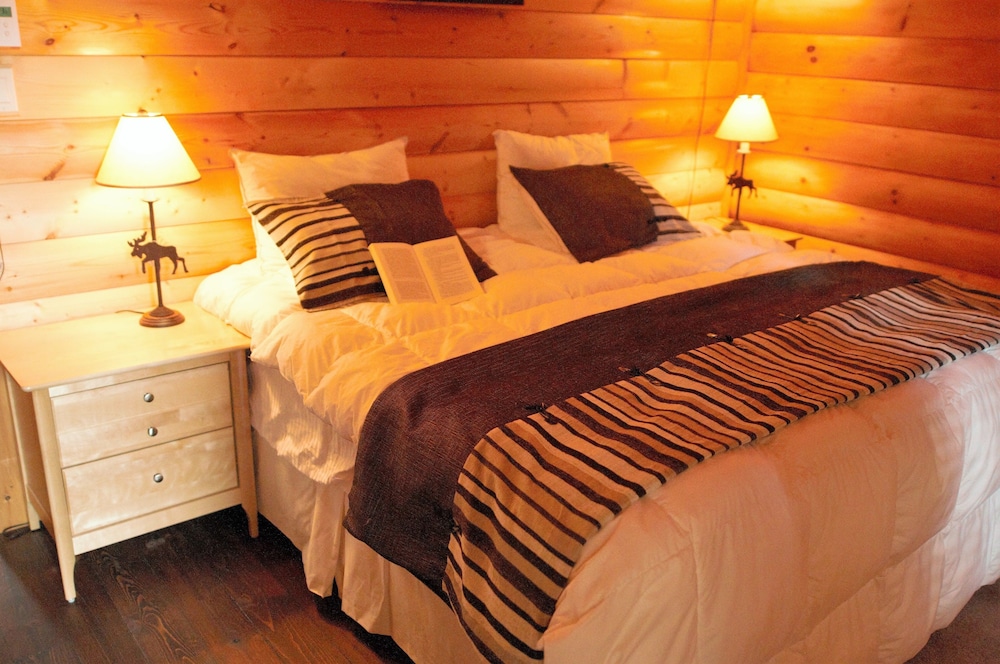 Selenia Lodge