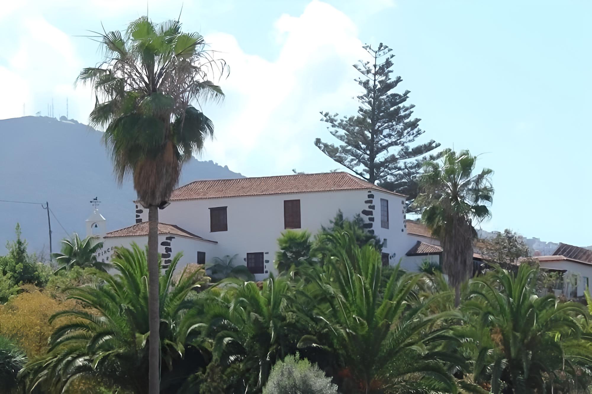 Hotel Rural Finca Sulula