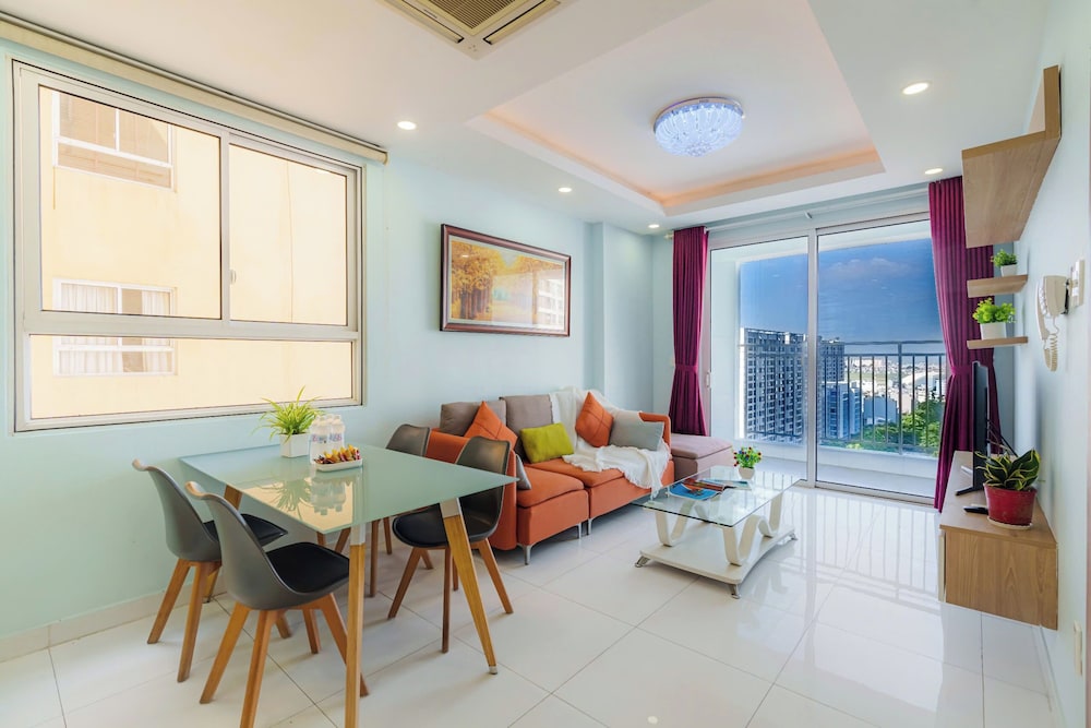 Botanica Premier Serviced Apartment