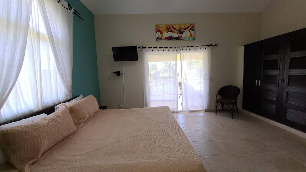Villa Hermosa Spacious Close Town And Sosua Beach view 2