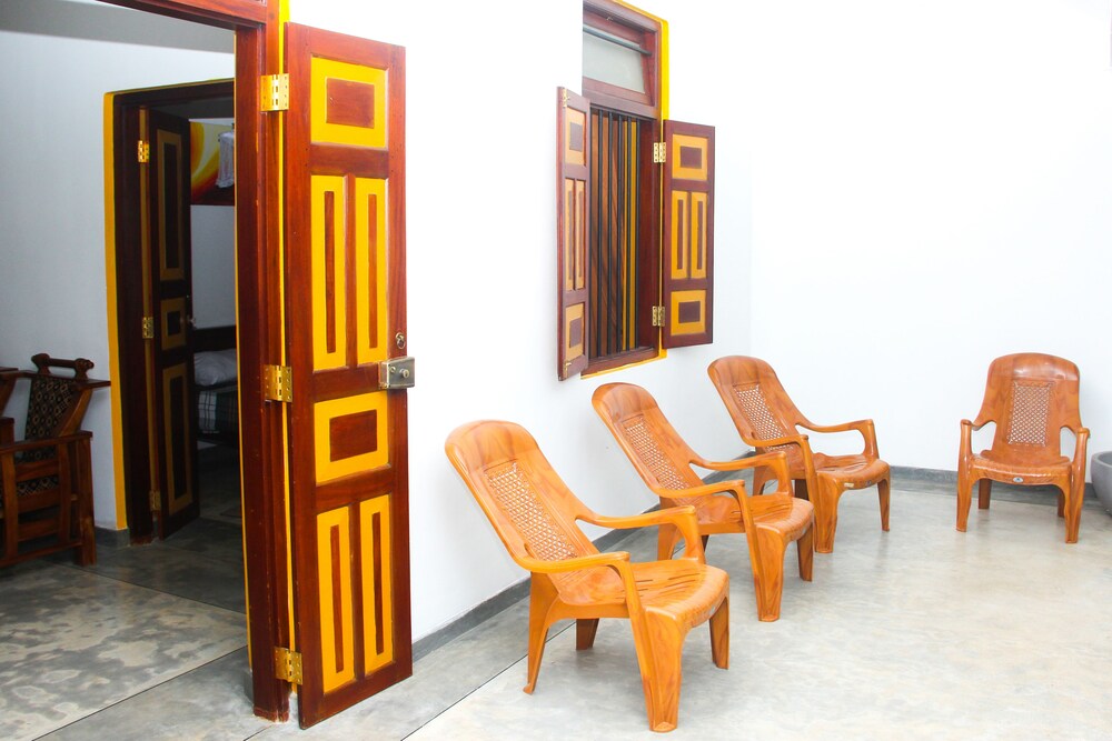 Villa Palm Breeze