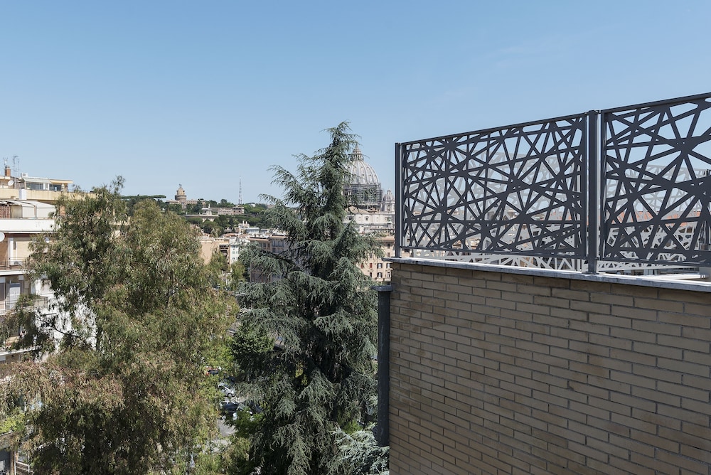 Modern Apartment Giardini Vaticani & S Pietro