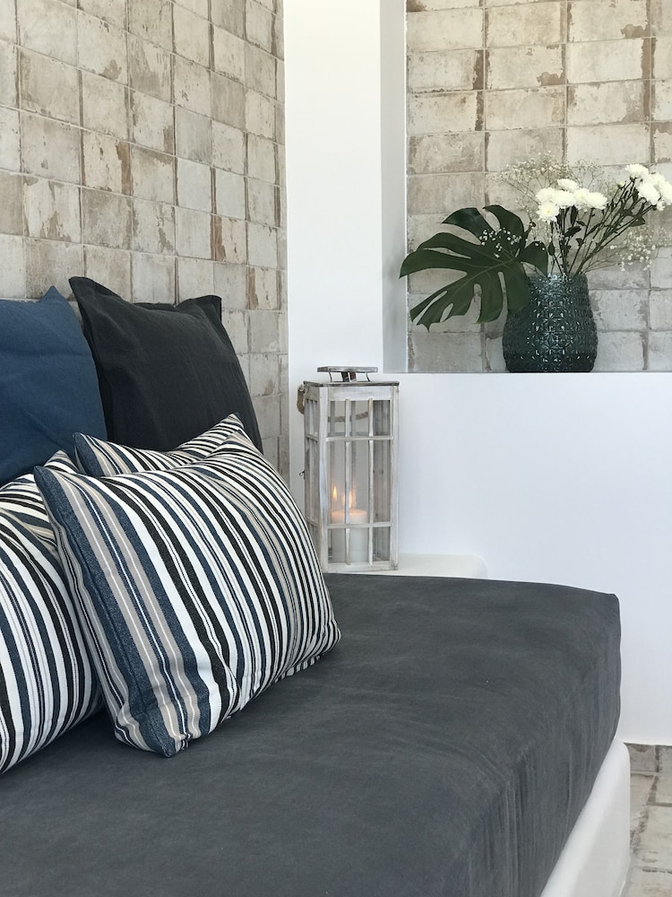 Elia Residences Santorini