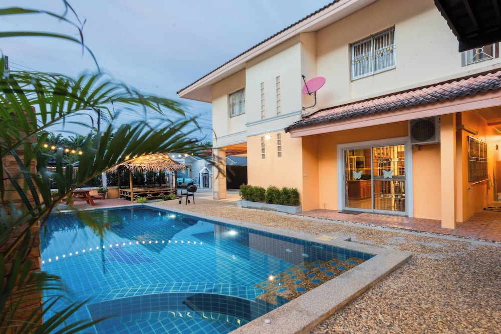 Poolnest Villa Private Saltwater Pool Retreat