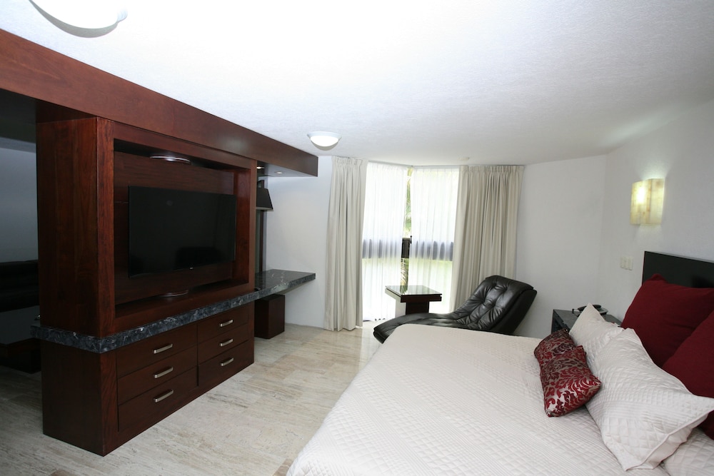 Poza Rica Vacations - Hotel Poza Rica Inn - Property Image 5