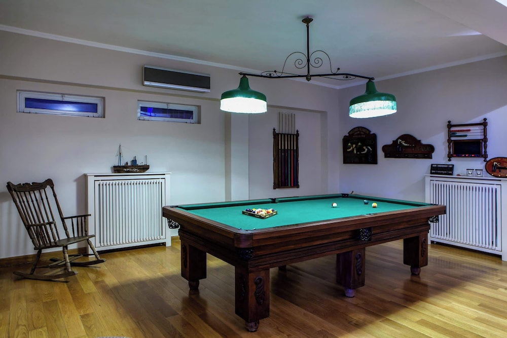 Villa Lauriet Kratigos - Private Escape With Views