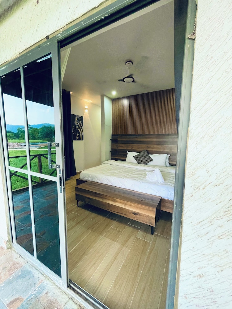 Platinum Blue Island Resort