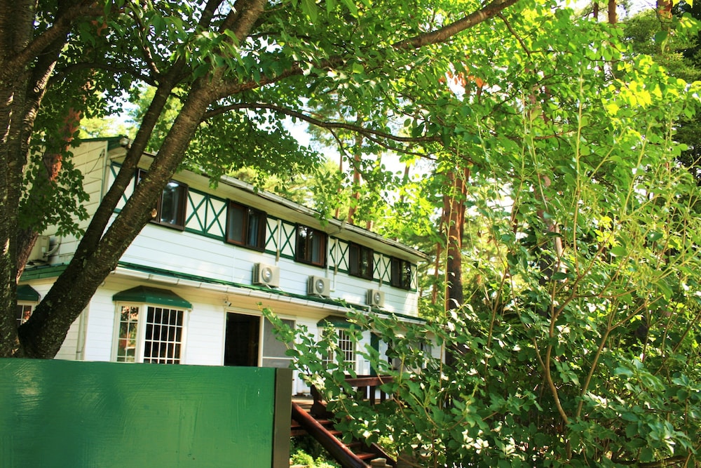 E-Joy Hostel