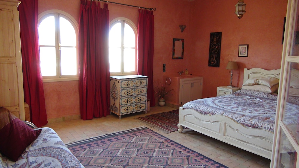 Villa Habibi Main House Ground Floor Suite view 2