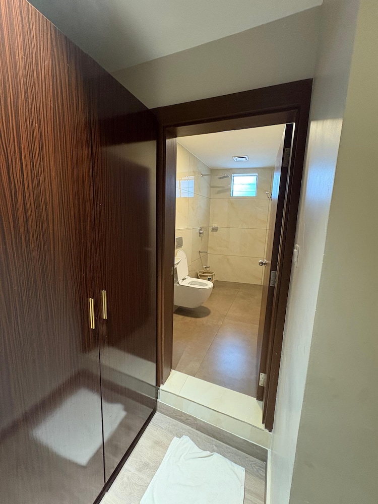 Kanak Residency Kuthuparamba