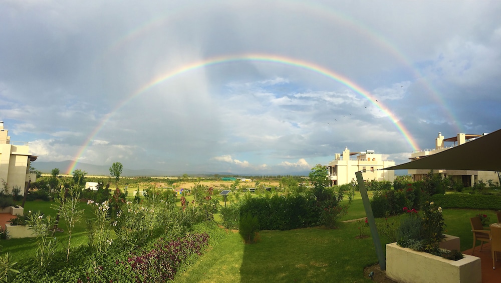 Maiyan Luxury Resort