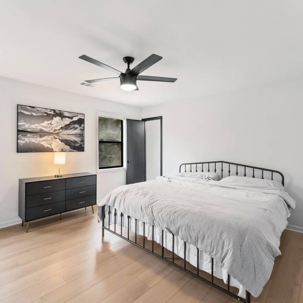 The Springwood Retreat Central High Luxury - Property Image 7