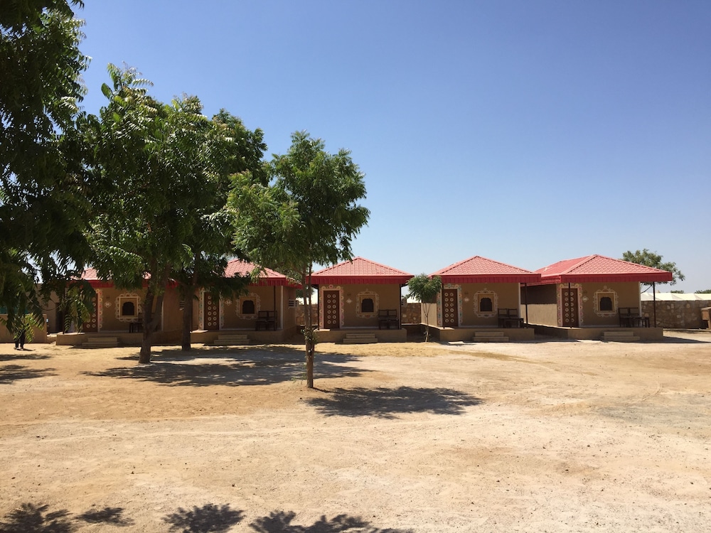 Desert Glamping