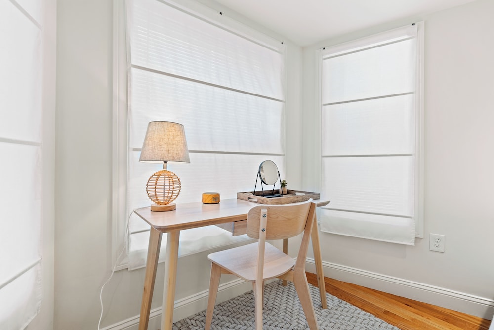 Hygge House Suites