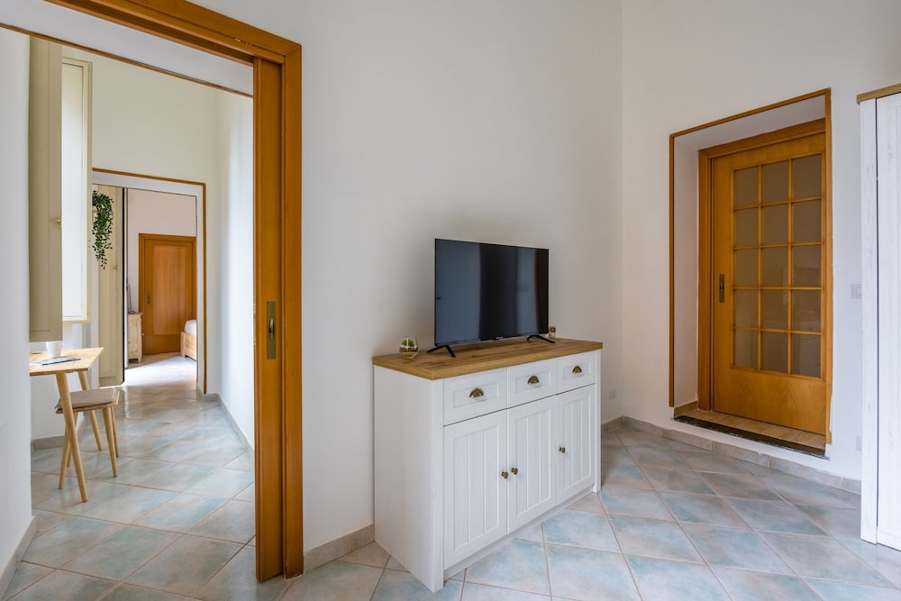 Smooth Vibes at Chiaia by Napoliapartments
