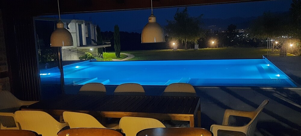 Macedonium Luxury Villa with big pool