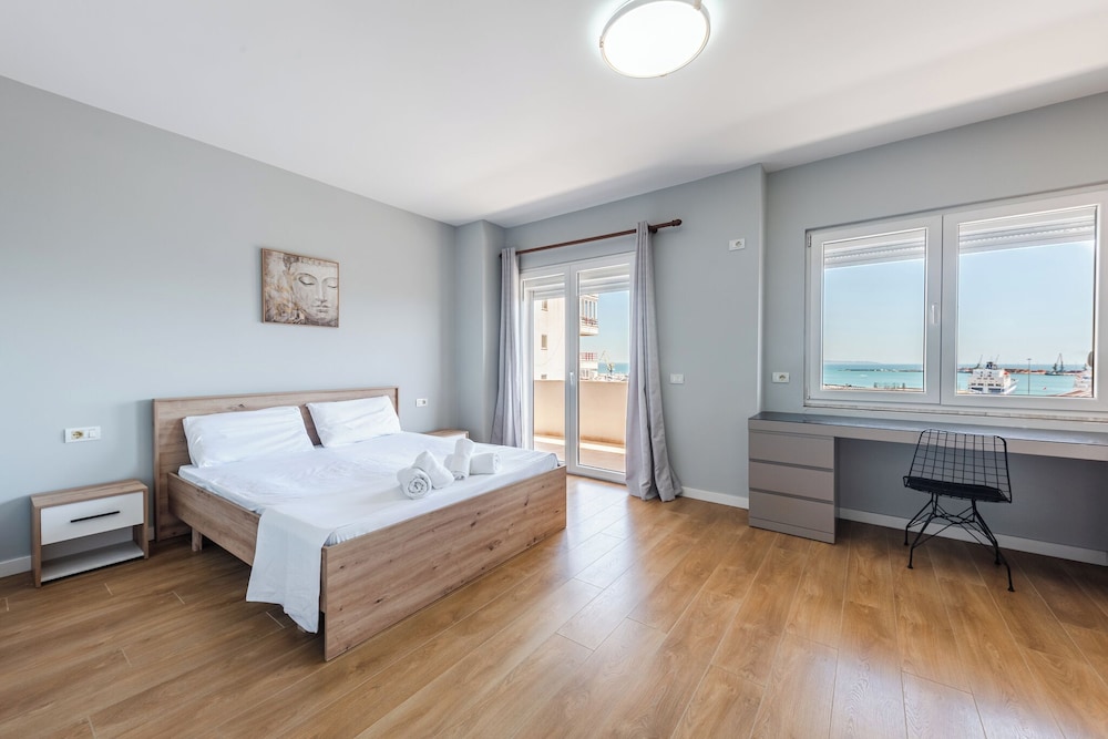 Portside Serenity NEW 2 BDR