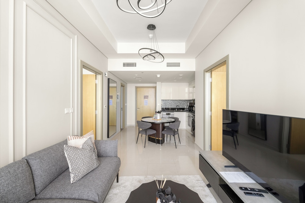 Silkhaus Aykon City Towers