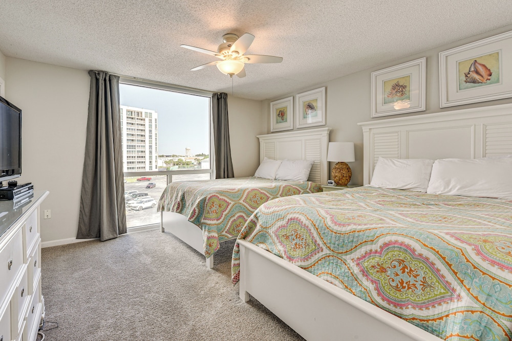 Steps to Beach: Oceanfront w/ Panoramic Gulf Views