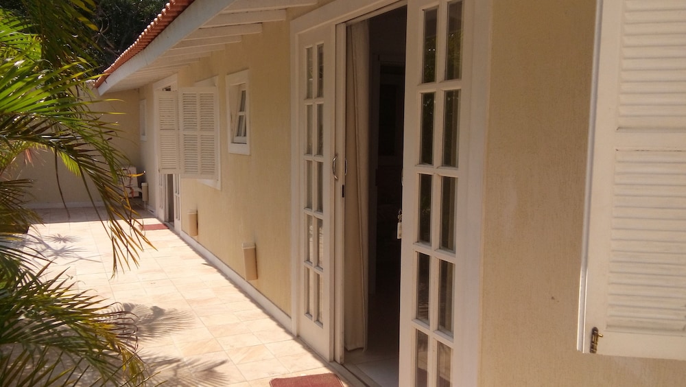 Casa da Enseada Guesthouse