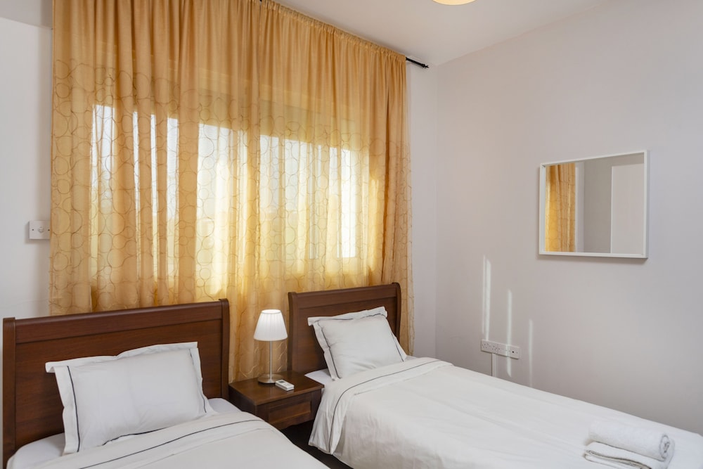 Limassol Vacations - Bay View Gardens Apartments with Pool - Property Image 5