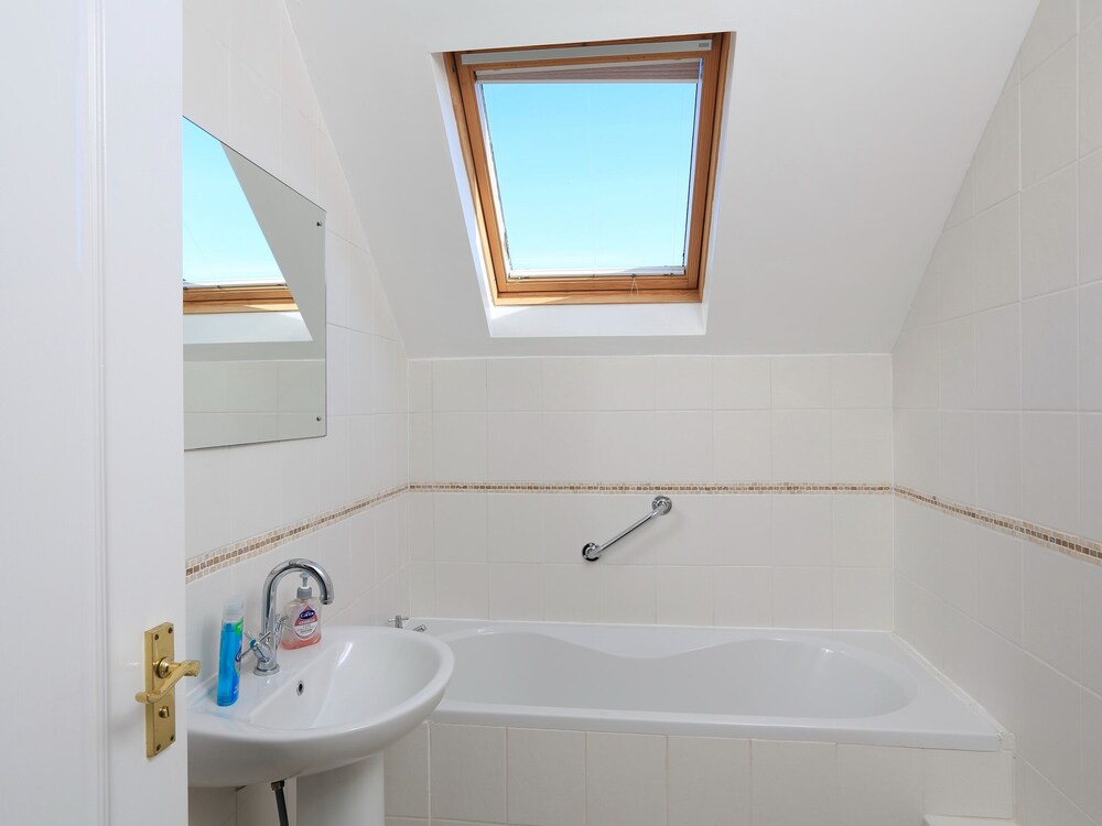 6 Chichester Court view 4