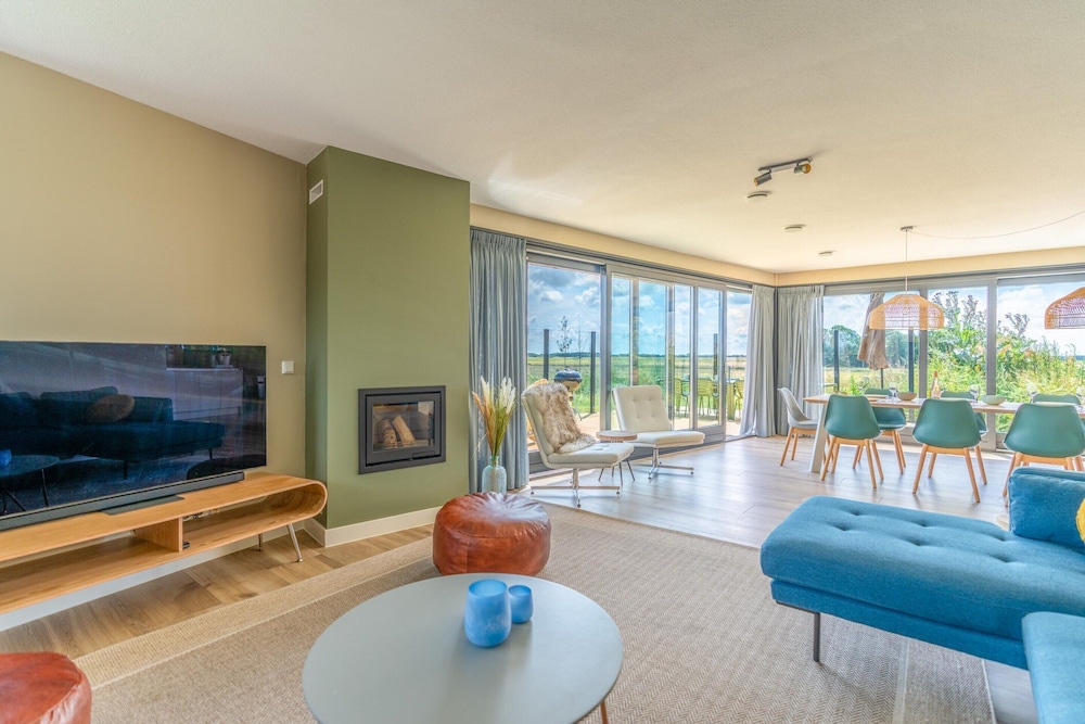 Modern, Luxurious and Sustainable Nature Villa