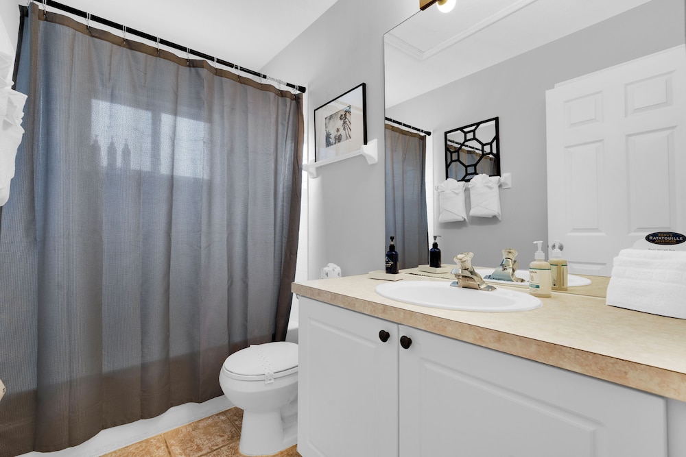 5Br Kissimmee Home W/ Pool & Game Room Fun