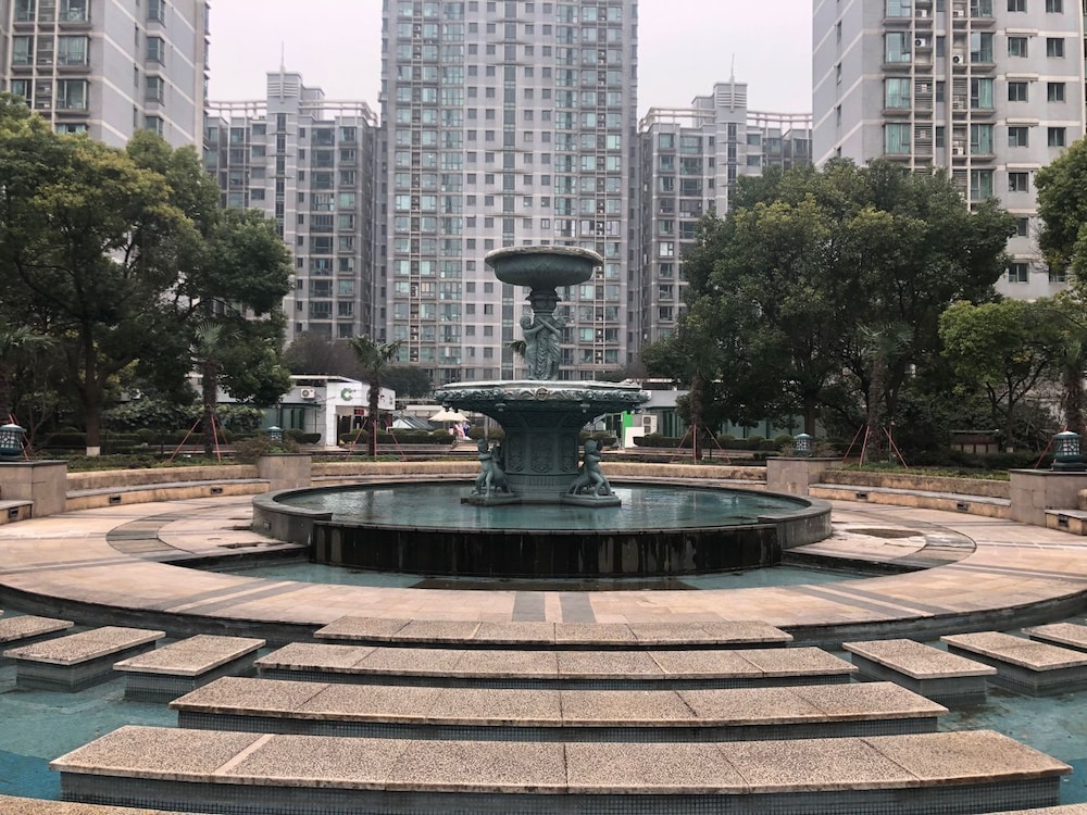 Pinkhostelling laternational