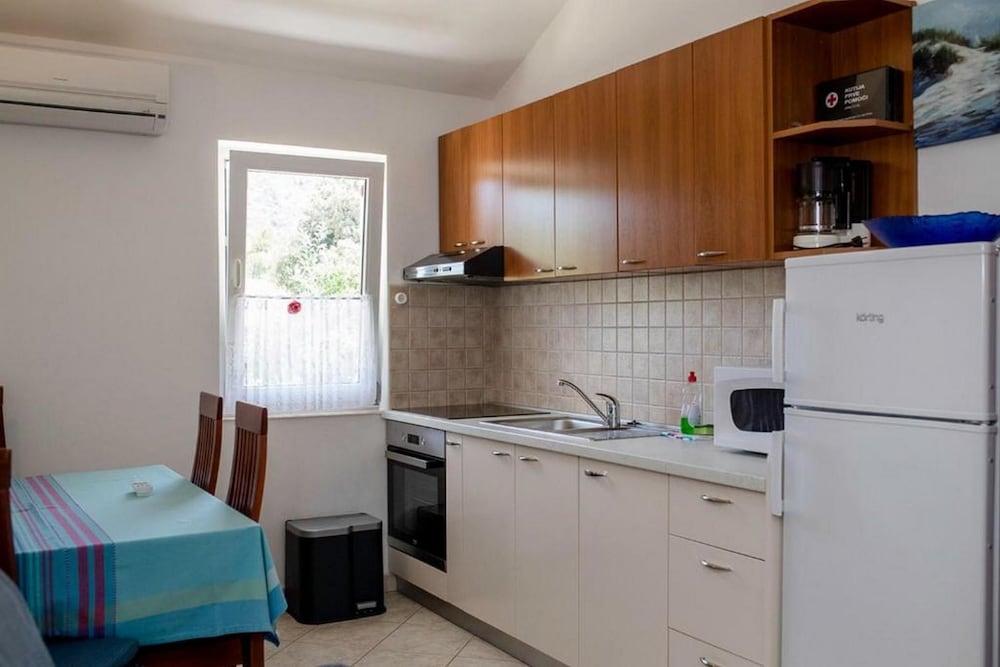 Apartments Lidija view 5
