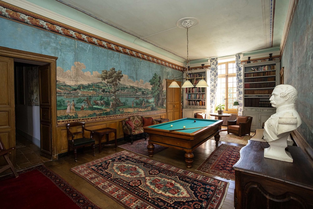 18th Century Ch Teau With Stunning Pool Gardens