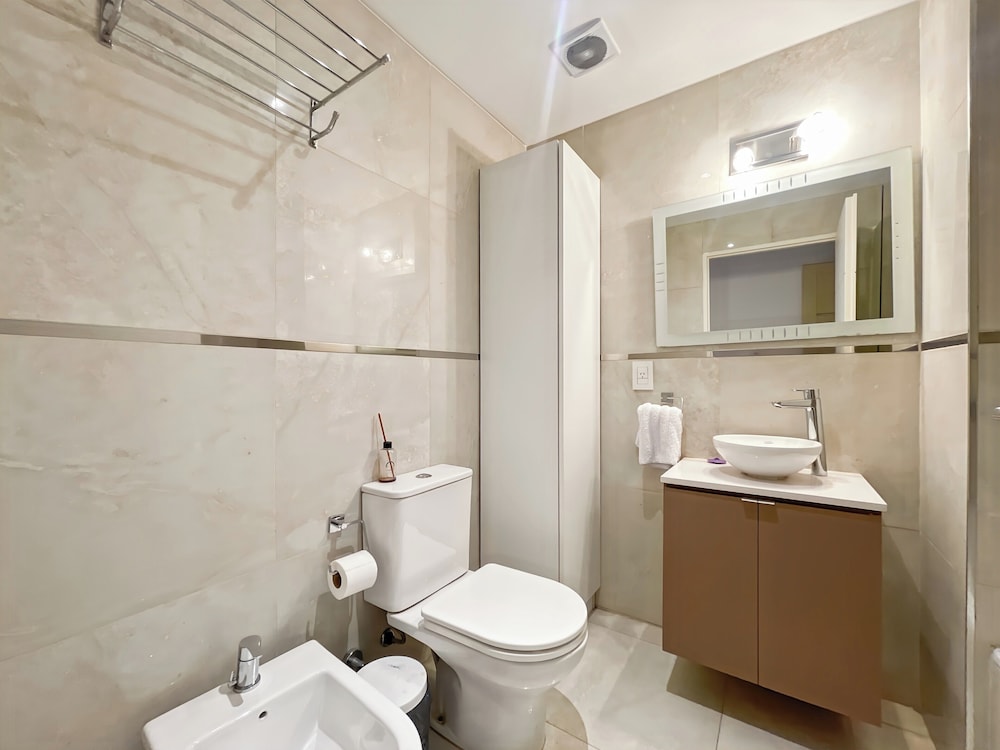Ayres Suites Moreno