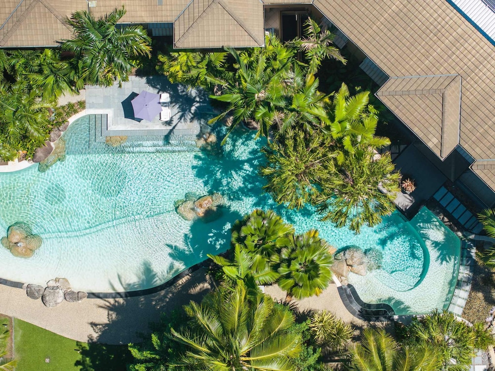 Pineapple Palms - Resort 9 Pools Gym