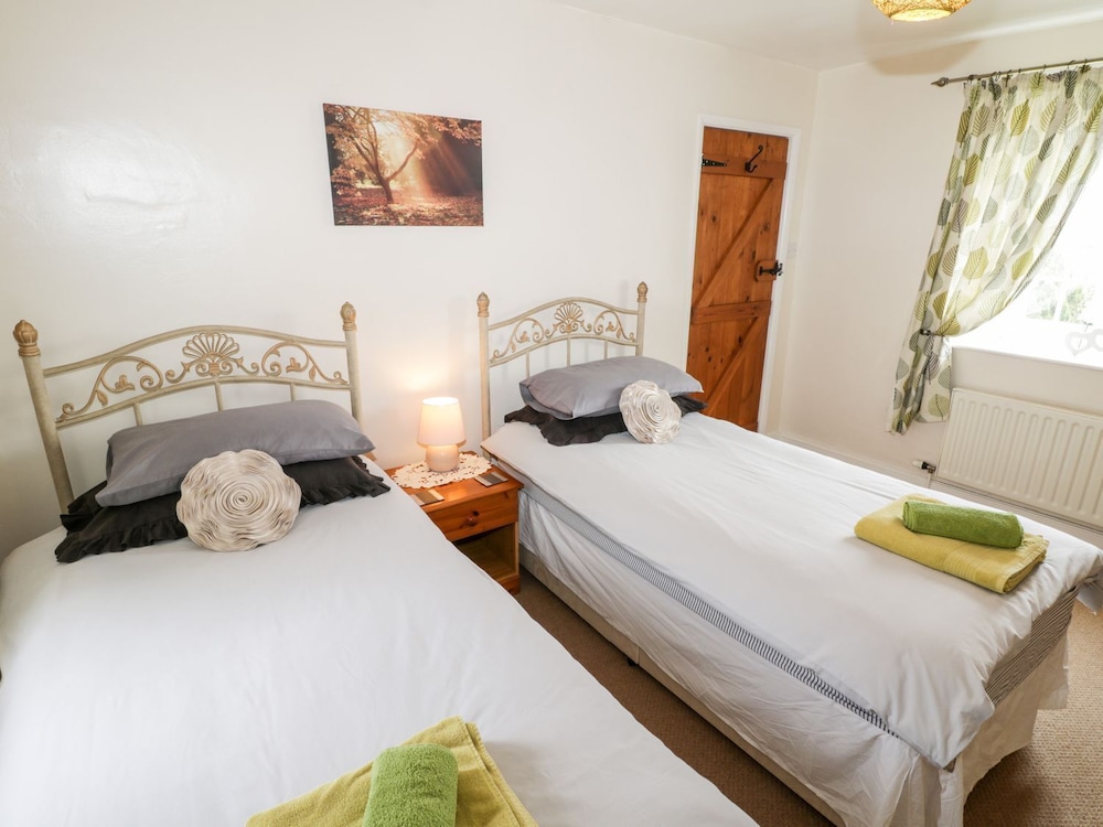 Woodlands Cottage