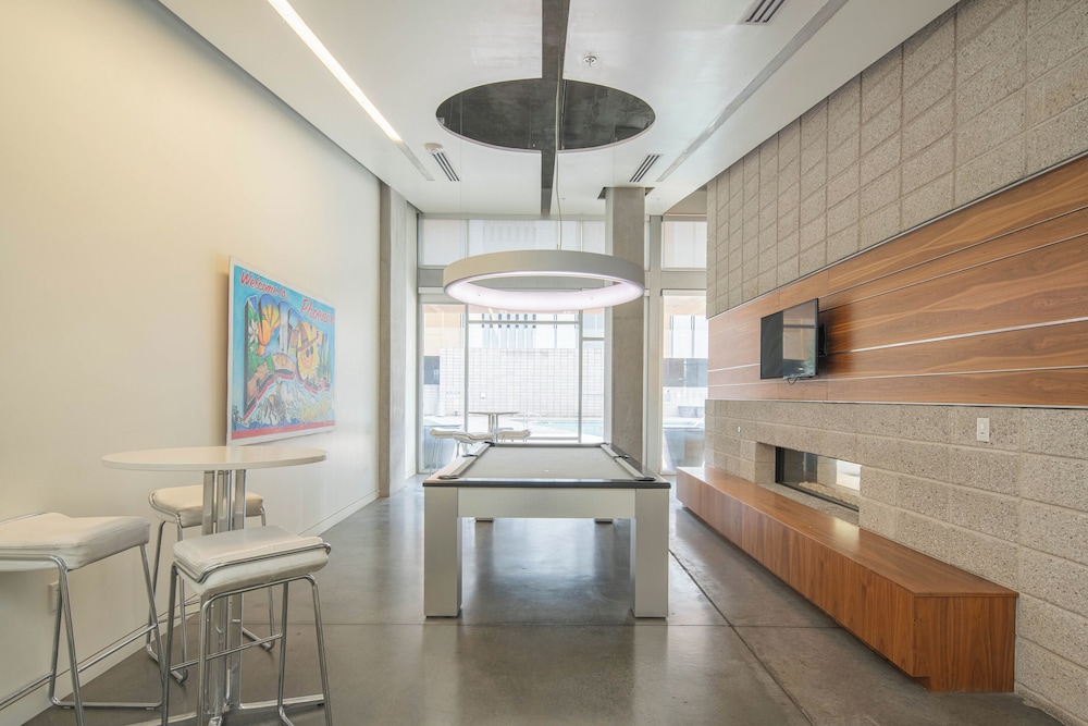 ROVE LIVING/KL - Roosevelt Point